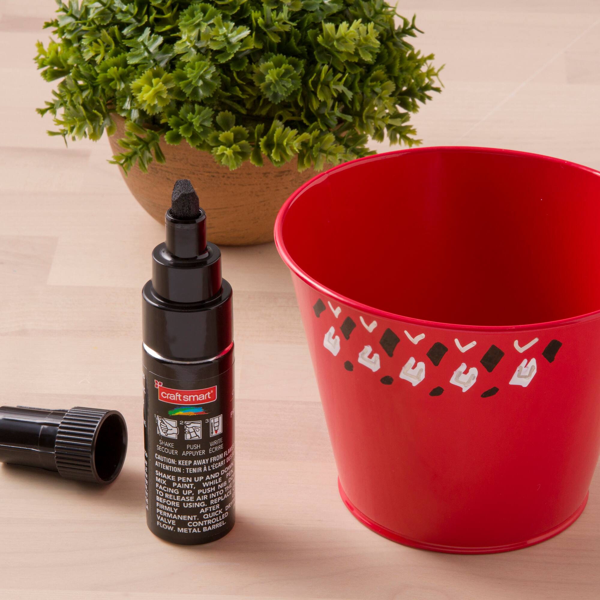 Premium Jumbo Paint Pen by Craft Smart